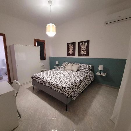 Casa Makira Lägenhet Terrasini Exteriör bild