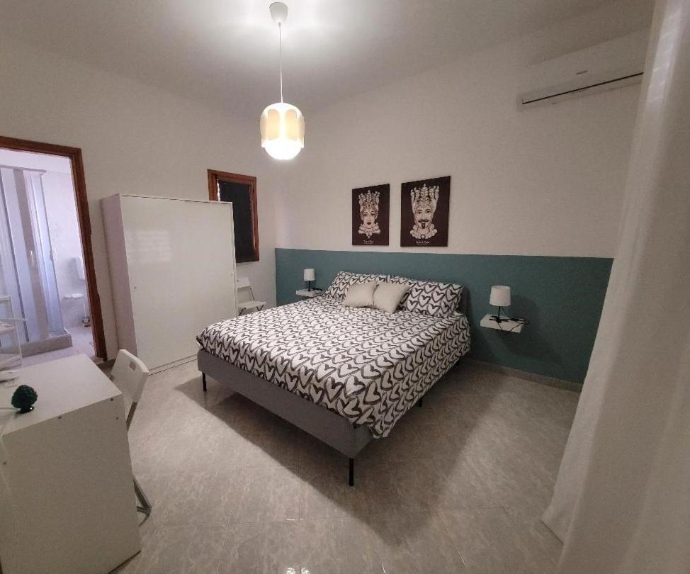 Casa Makira Lägenhet Terrasini Exteriör bild
